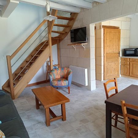 Gite De La Grand Maison Le Noyer Seigy Extérieur photo