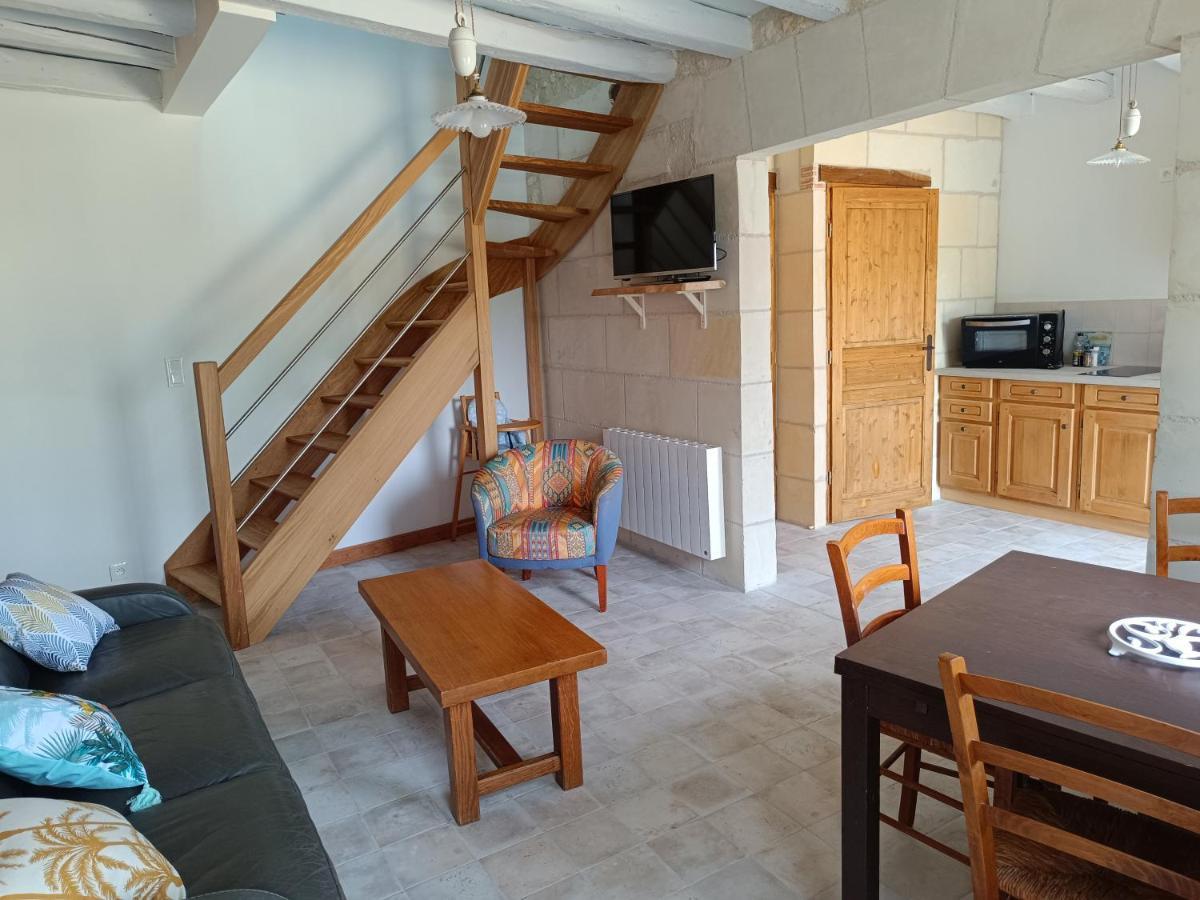 Gite De La Grand Maison Le Noyer Seigy Extérieur photo