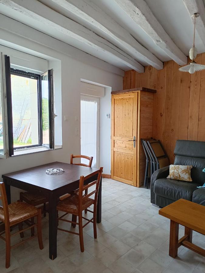 Gite De La Grand Maison Le Noyer Seigy Extérieur photo